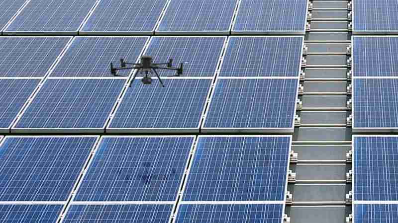 918.COM以无人机搭配IR Sensor热显像技术进行全方面模块健检，，，有效降低人力成本并提升发电量